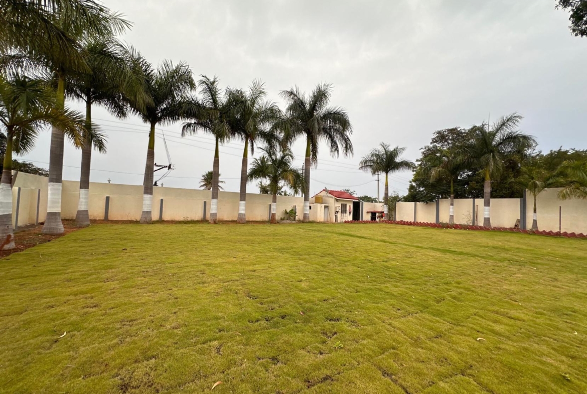 KMS Farmhouse