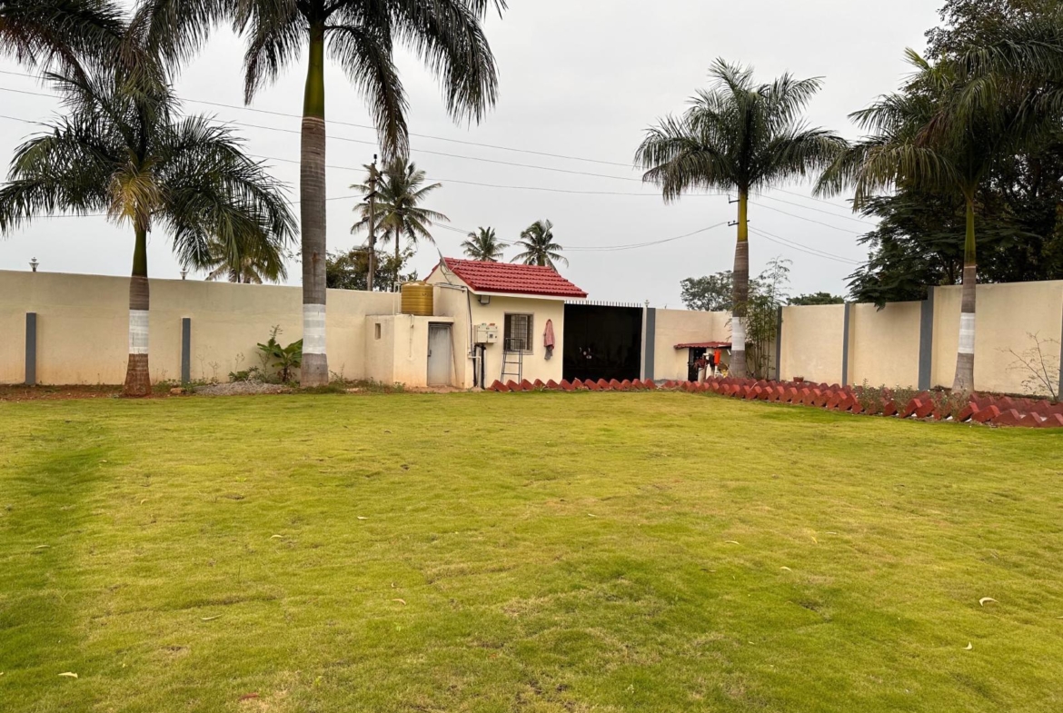 KMS Farmhouse