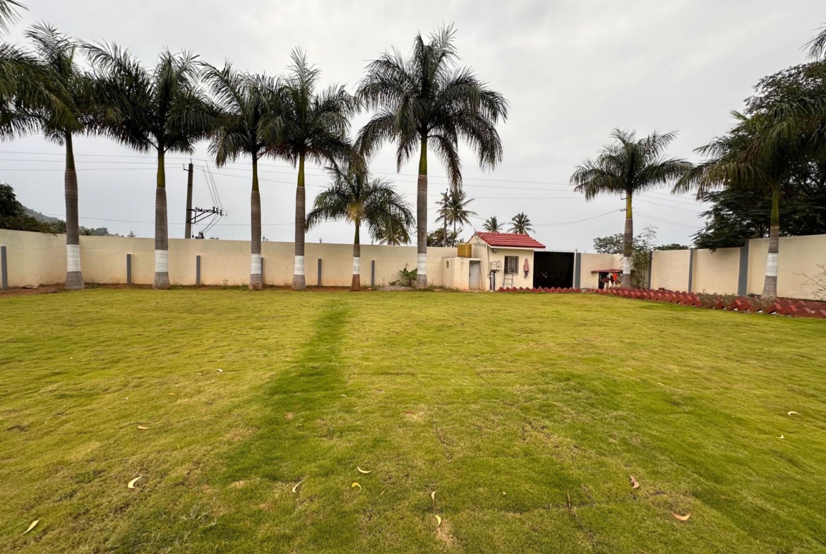 KMS Farmhouse