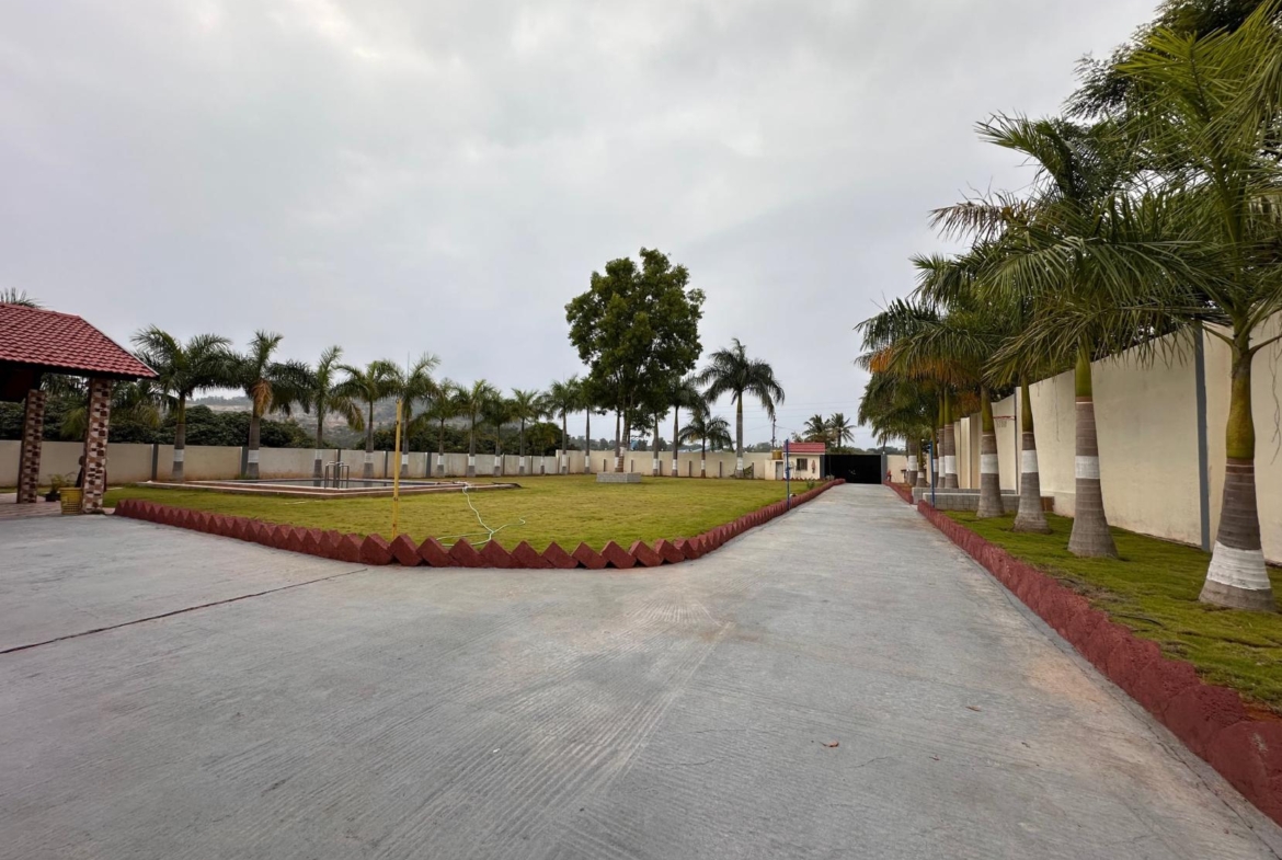 KMS Farmhouse Road