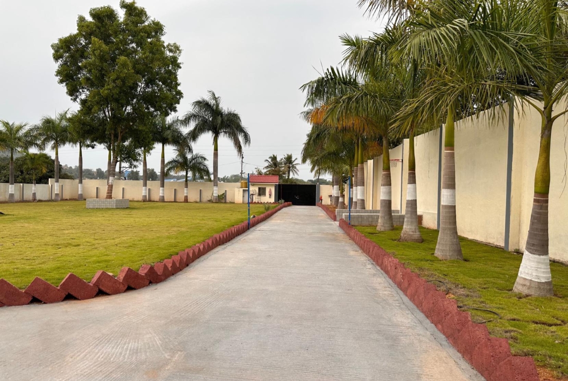 KMS Farmhouse Road