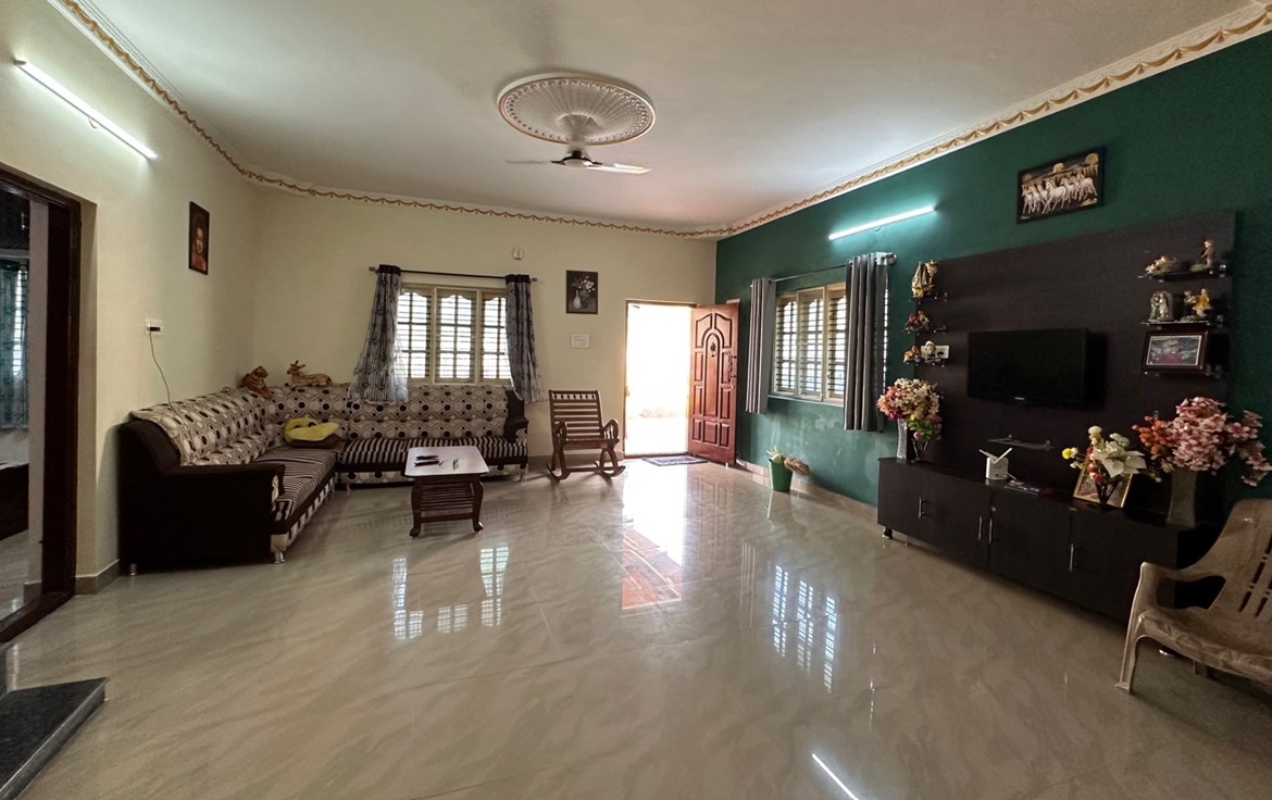 KMS Farmhouse