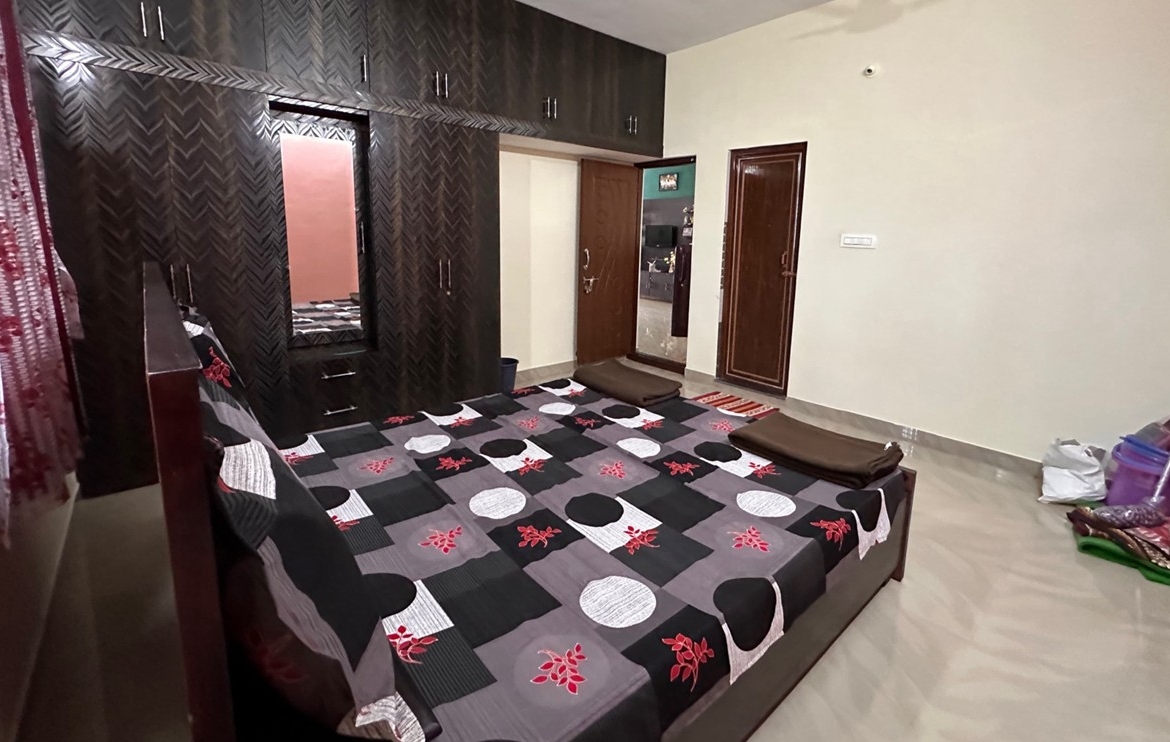 KMS Farmhouse