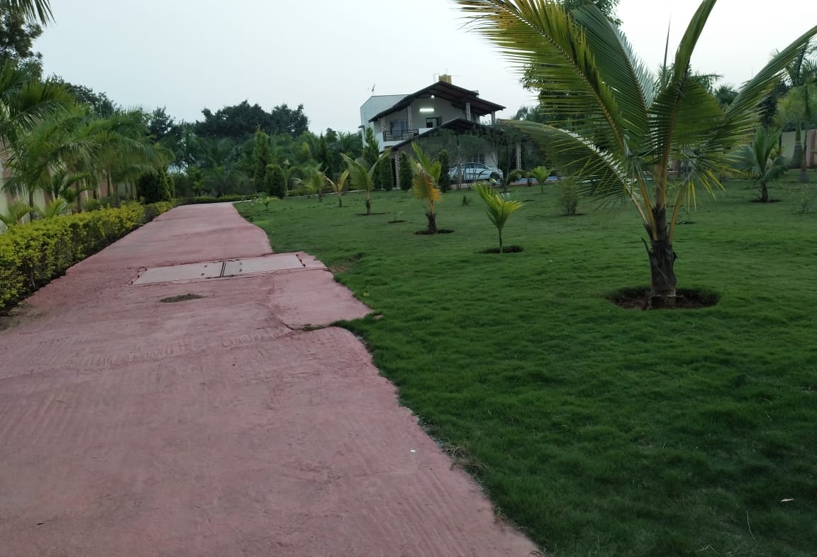 KMS Farmhouse