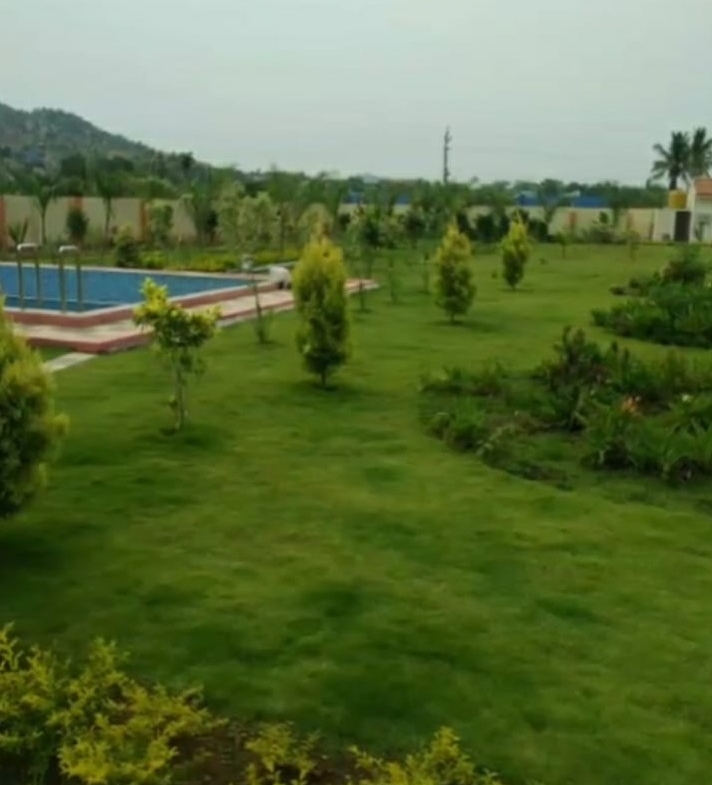 KMS Farmhouse