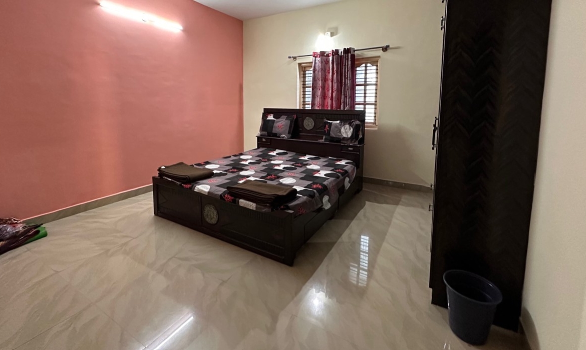 KMS Farmhouse